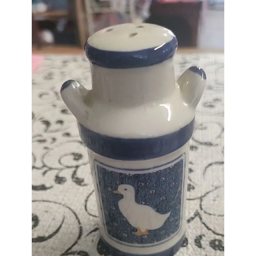 Chicken/Duck  Vintage Milkcan Salt & Pepper Shakers